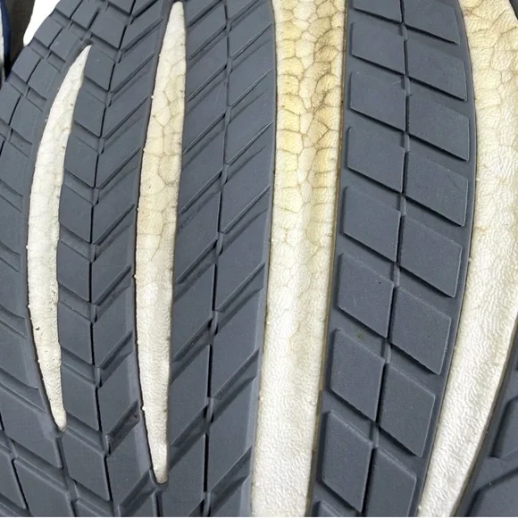 Saucony Triumph 22 Form-Fit Cloud Navy Running Shoes Sneakers Men's Size 11 - Picture 8 of 13